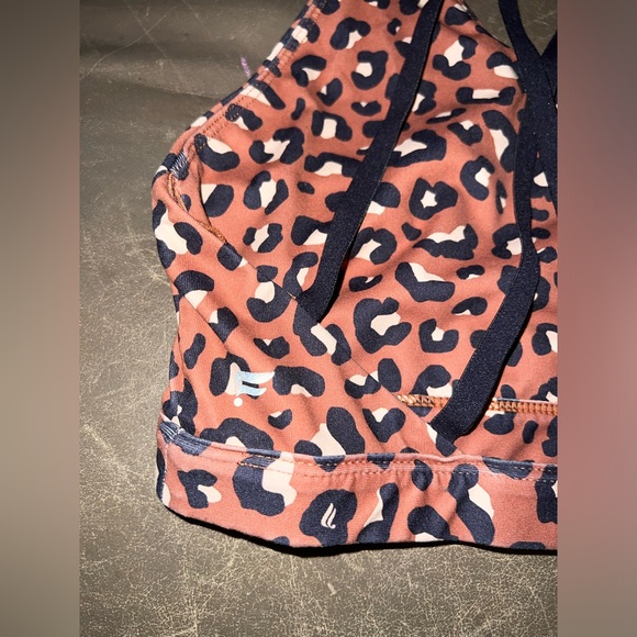 Fabletics Workout Set - Picture 2 of 9